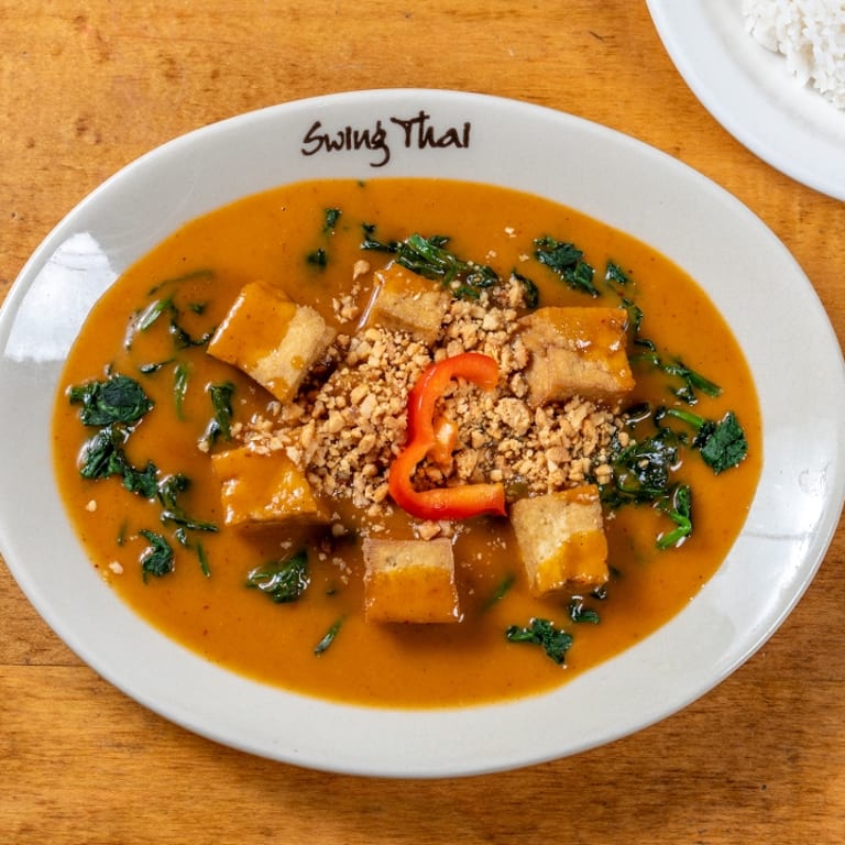 Delicious Curry Creations: Thai and Asian Flavors